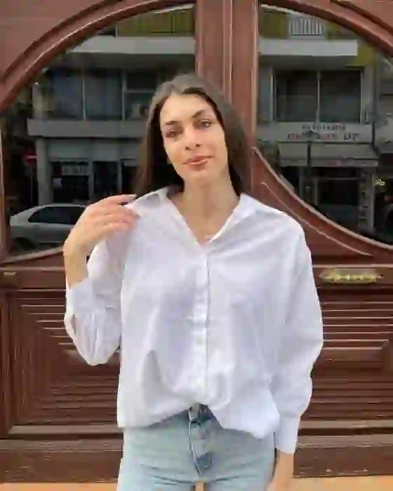 Πουκαμισο Με Λεπτομεριες Στη Πλατη- Λευκο