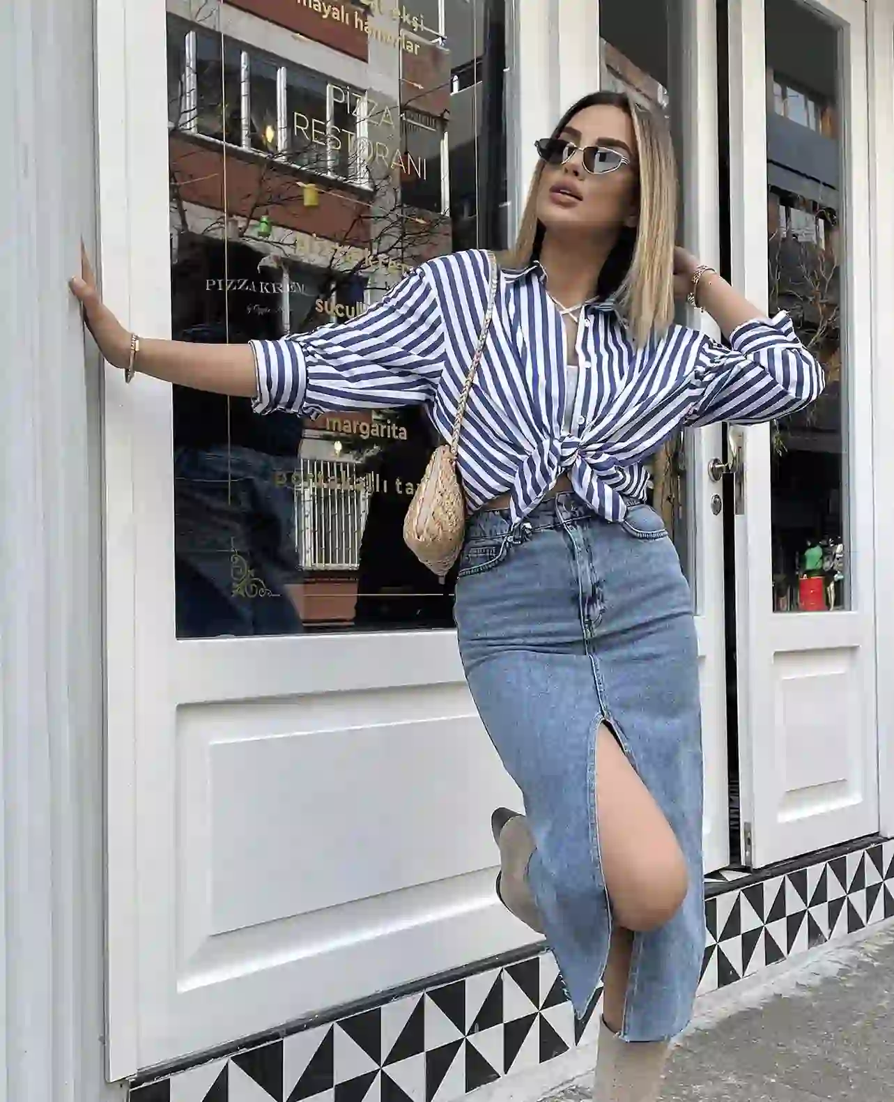 Τζιν Φούστα