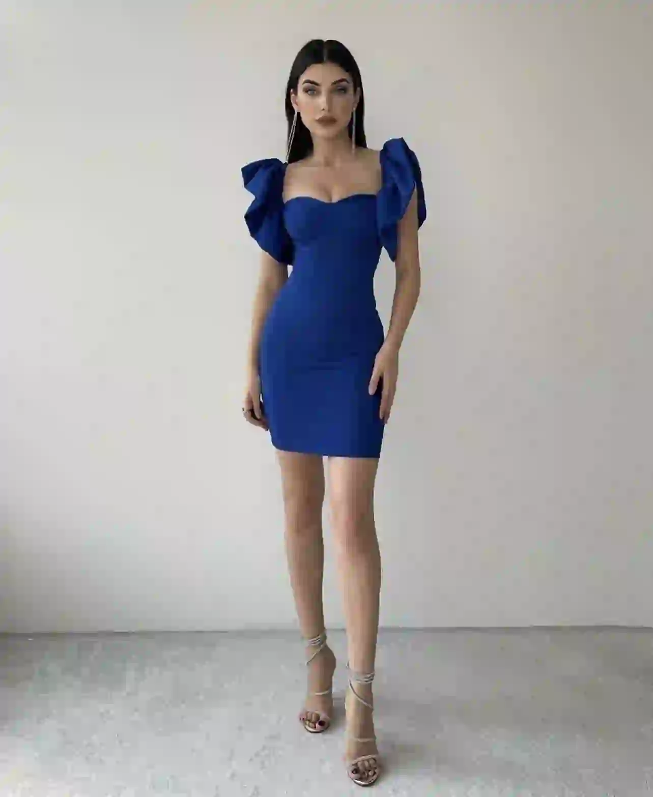 Βολάν sax blue φόρεμα με εξώπλατο και δέσιμο στην πλάτη 💎