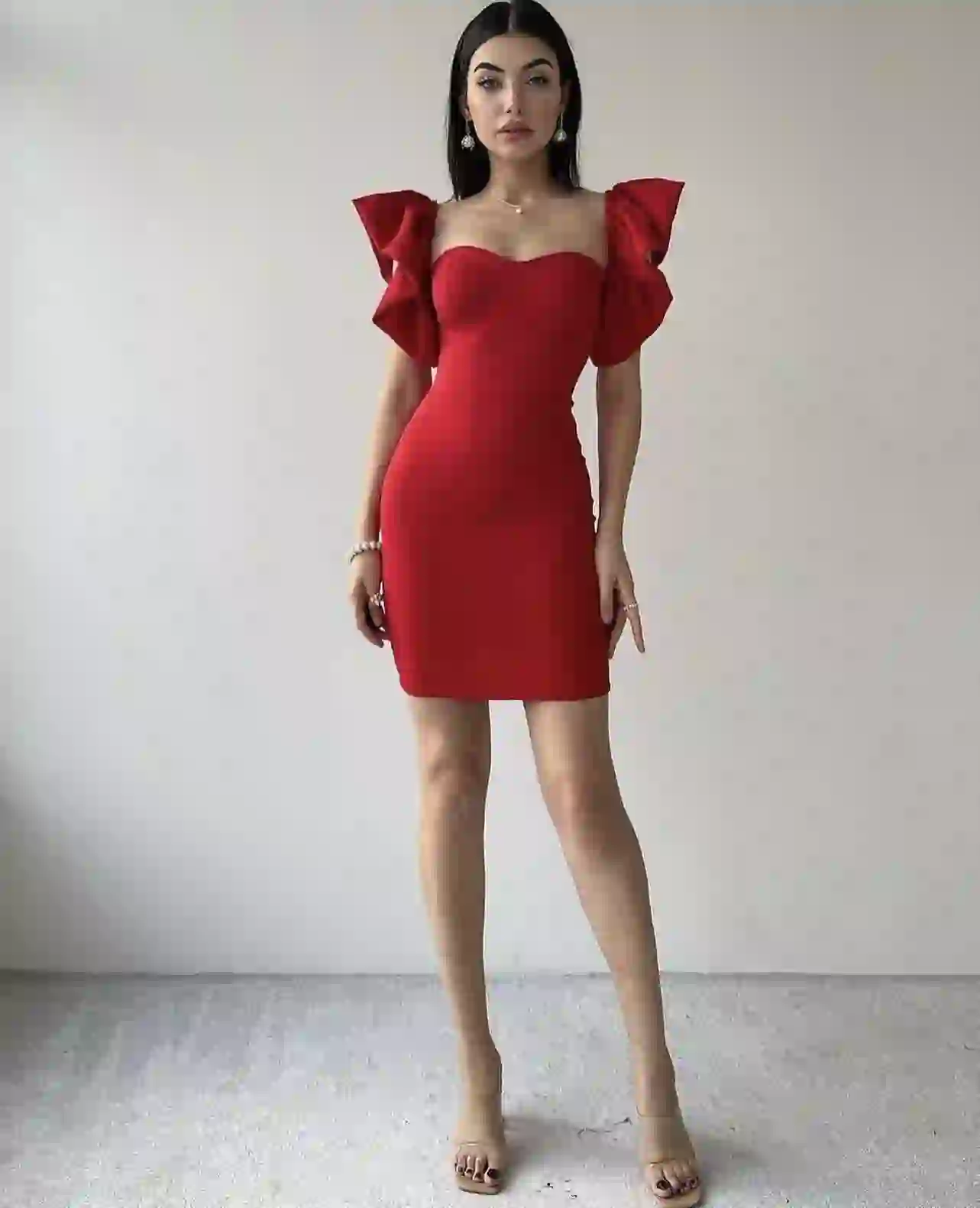 Βολάν κόκκινο φόρεμα με εξώπλατο και δέσιμο στην πλάτη ❣️