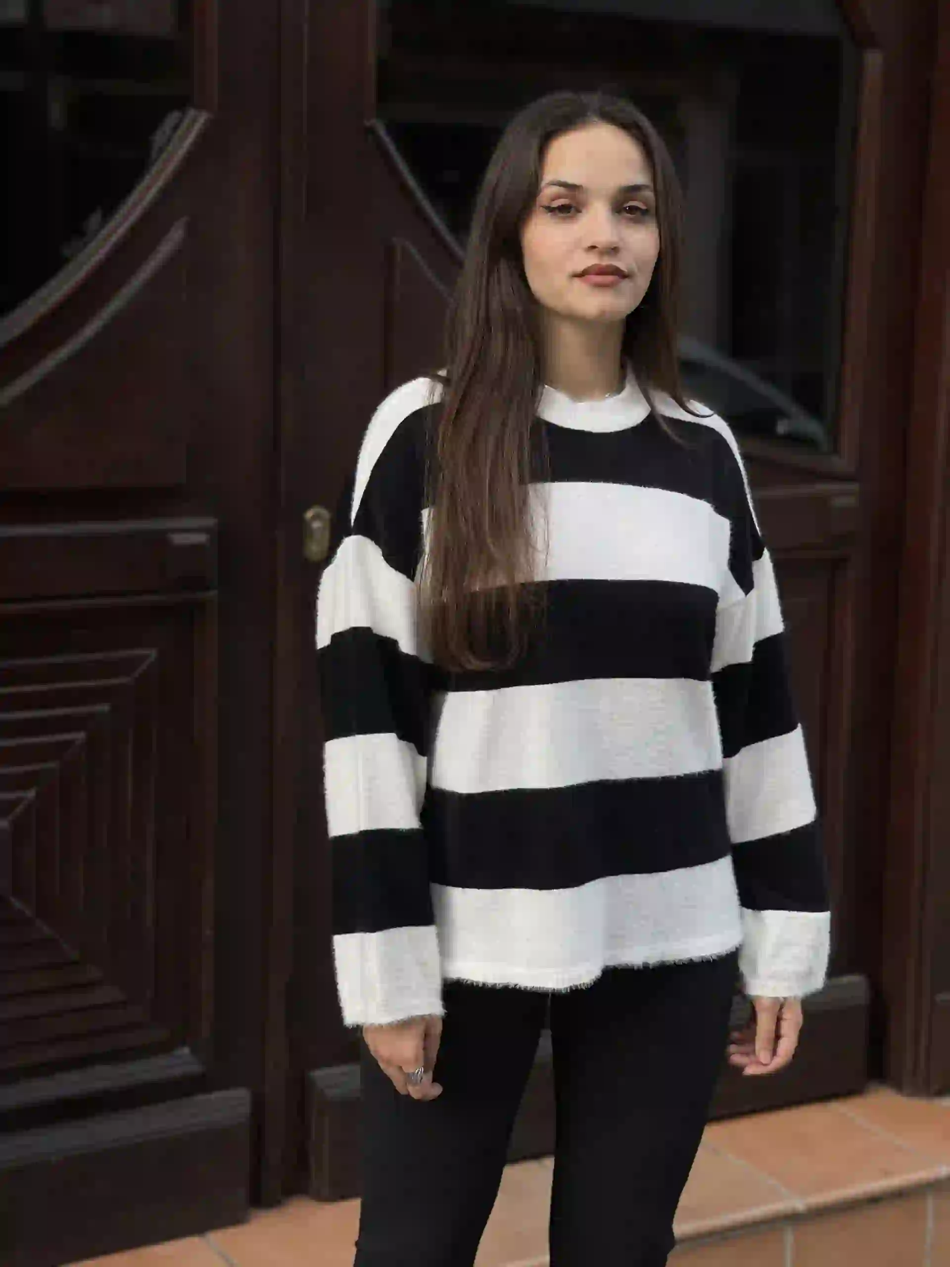 Πλεκτή Χνουδωτή Μπλούζα / Ασπρόμαυρο