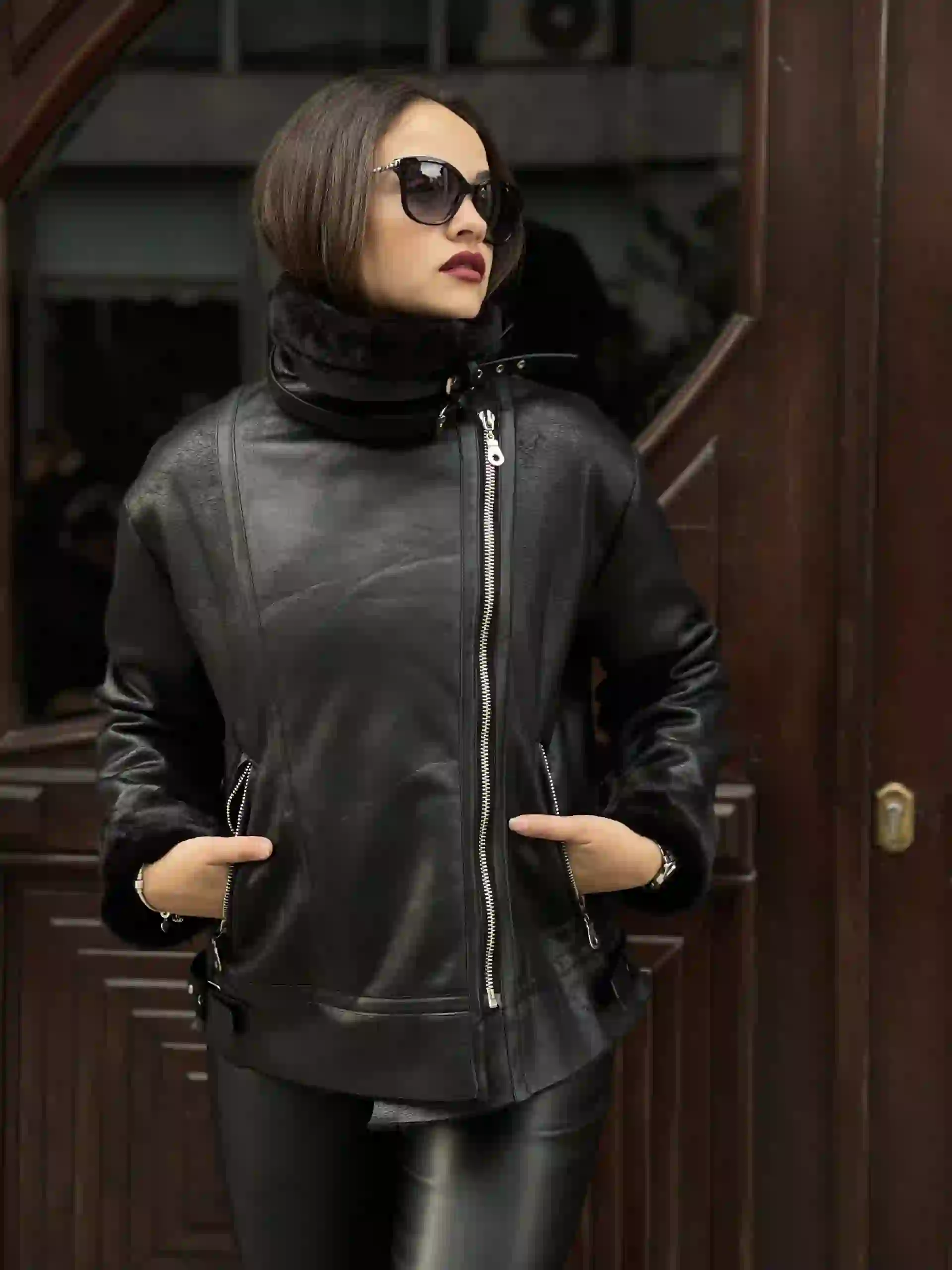 ◼️Δερμάτινη Ζακέτα Με Γούνινη Επένδυση/Μαύρο