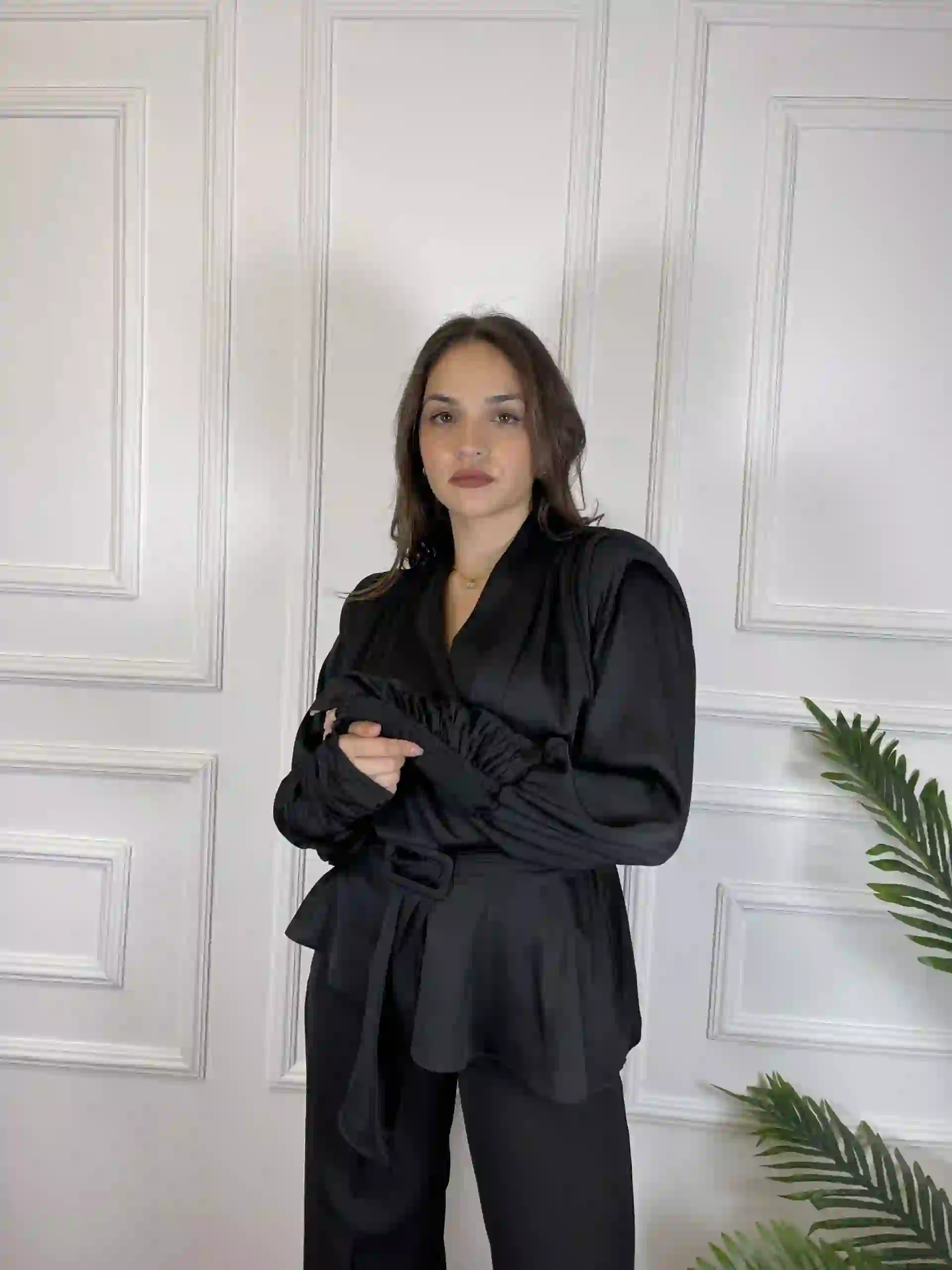 IMG_6271 Σατέν Κρουαζε Μπλουζα Με Βατές / Μαυρο - Image 2