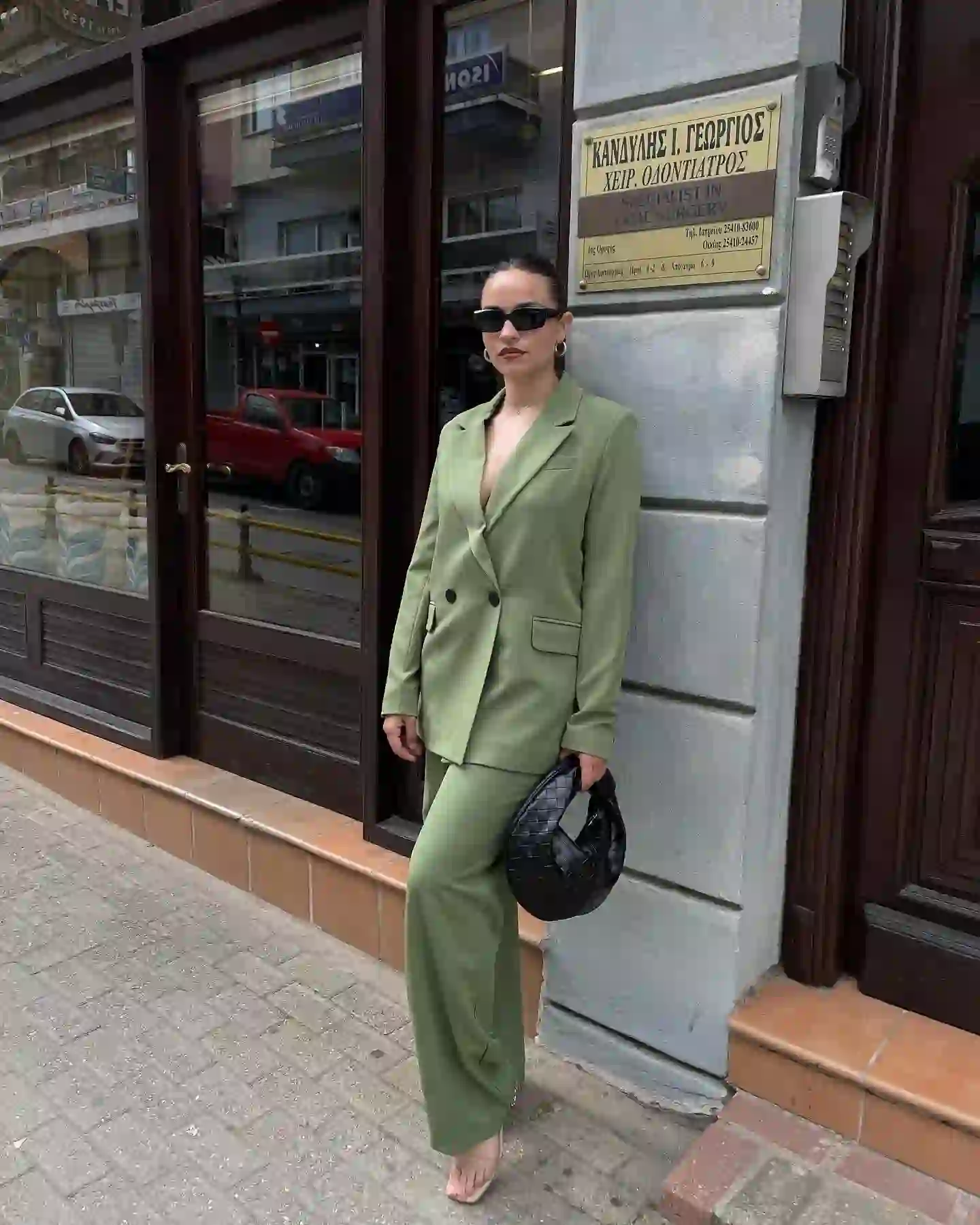 Classic Κουστουμι Με Μαύρα Κουμπια / Χακί