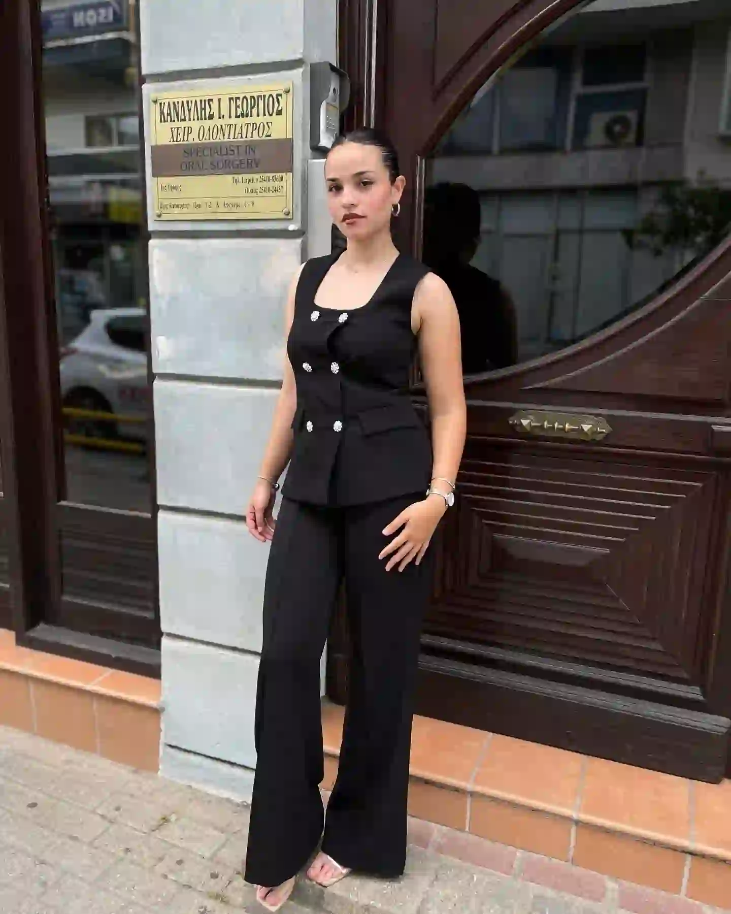 Σετ Γιλέκο Με Στρας Κουμπια / Μαυρο