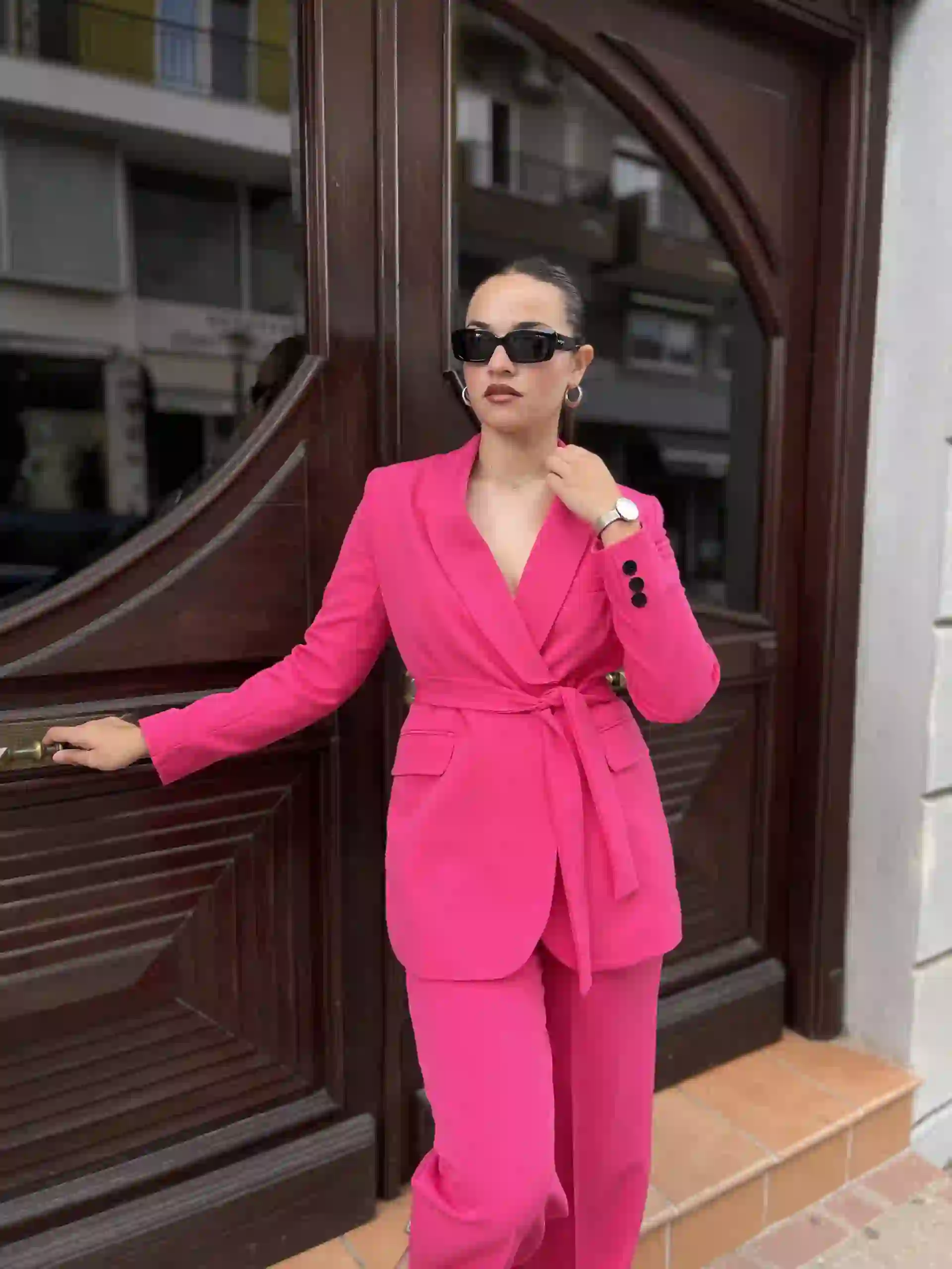 Φουξ κουστουμι με ζωνη