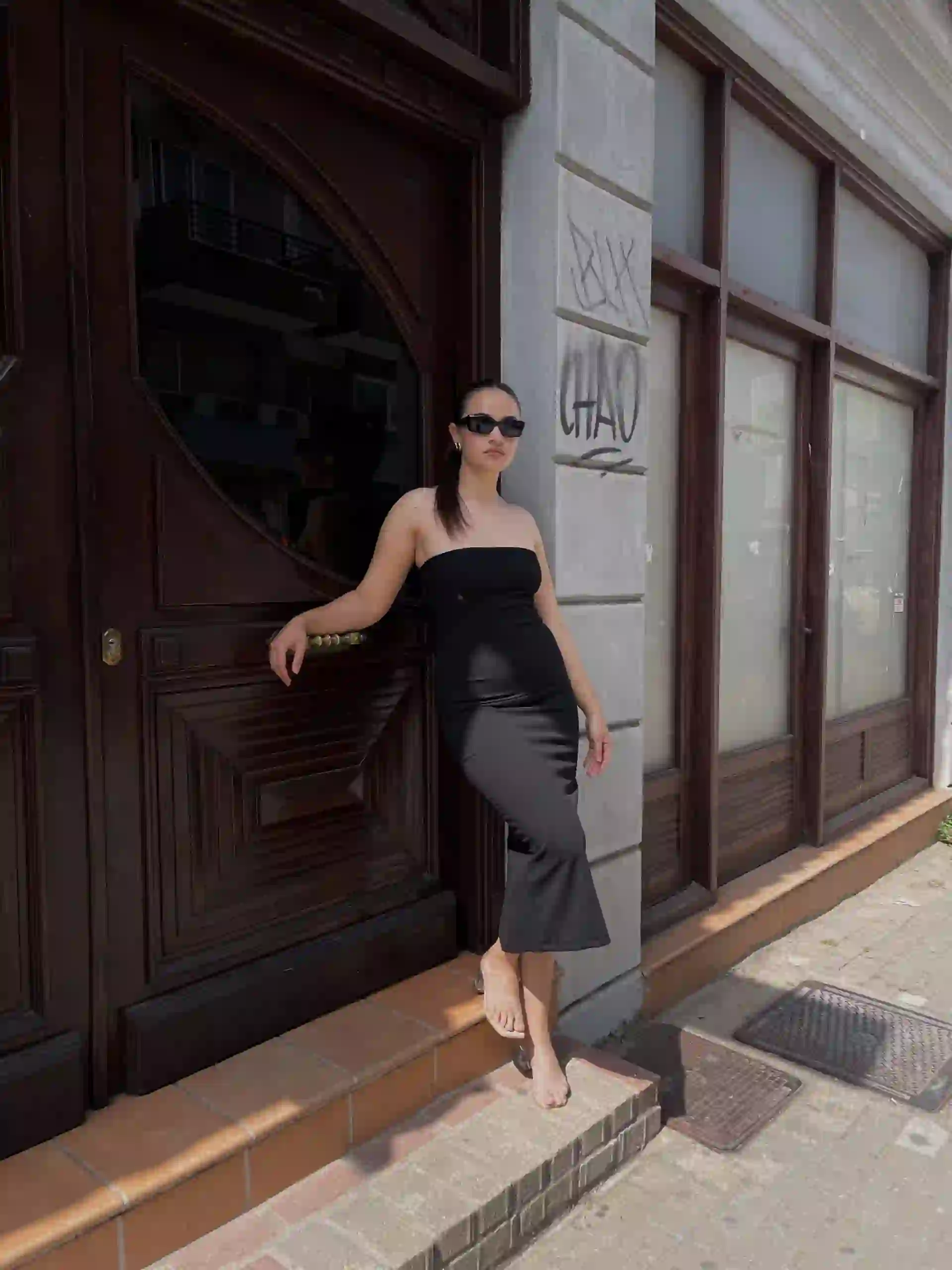 IMG_8827 Στραπλες Μιντι Φόρεμα / Μαύρο - Image 1